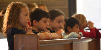 Missa com crianças As crianças e a missa dominical